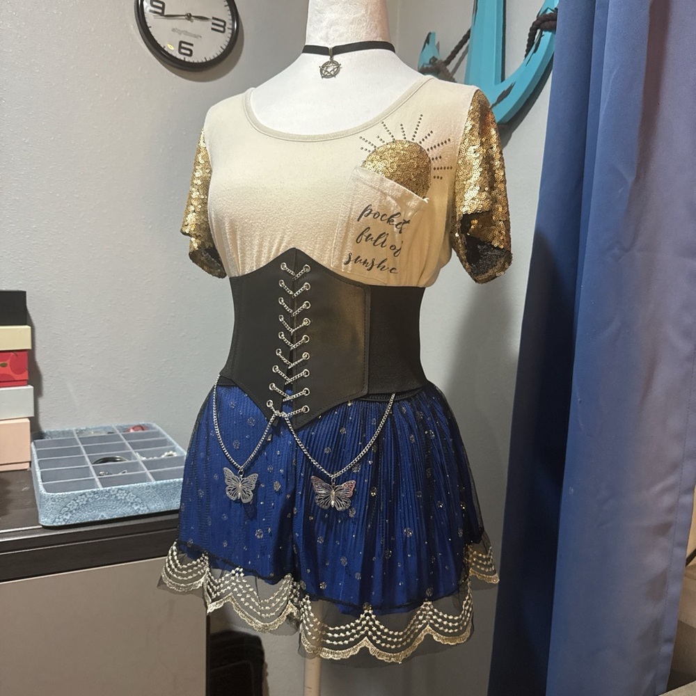 Gold and Blue skirt with Sunshine Shirt. NO ACCESSORIES ! Selling it as a set!